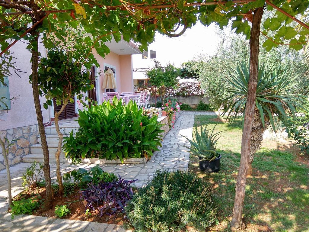 Apartment Gracijana Porec Bagian luar foto
